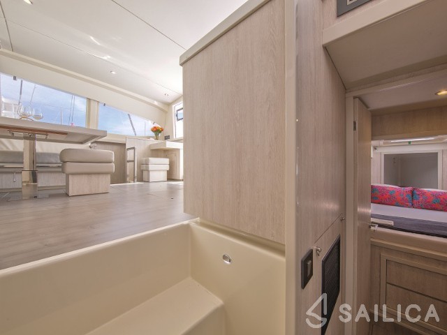 Leopard 40 - Yacht Charter Sailica