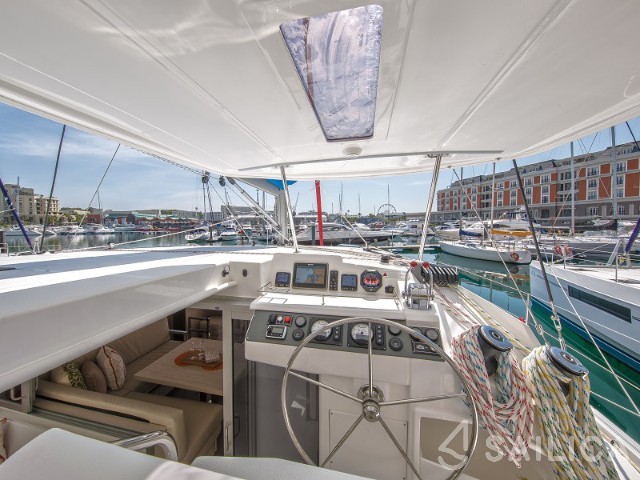 Leopard 40 - Yacht Charter Sailica