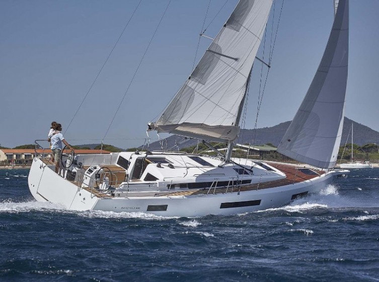 Sun Odyssey 440 - Yacht Charter Sailica