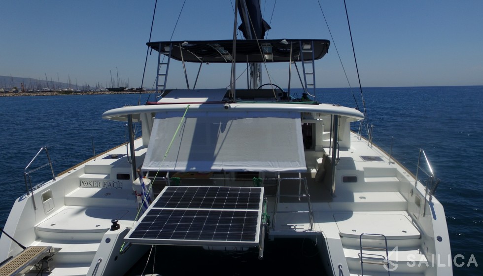 Lagoon 450  Flybridge - Yacht Charter Sailica