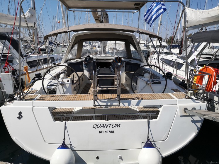 Oceanis 45 - Yacht Charter Sailica