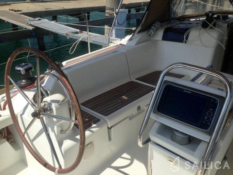 Sun Odyssey 409 - Yacht Charter Sailica