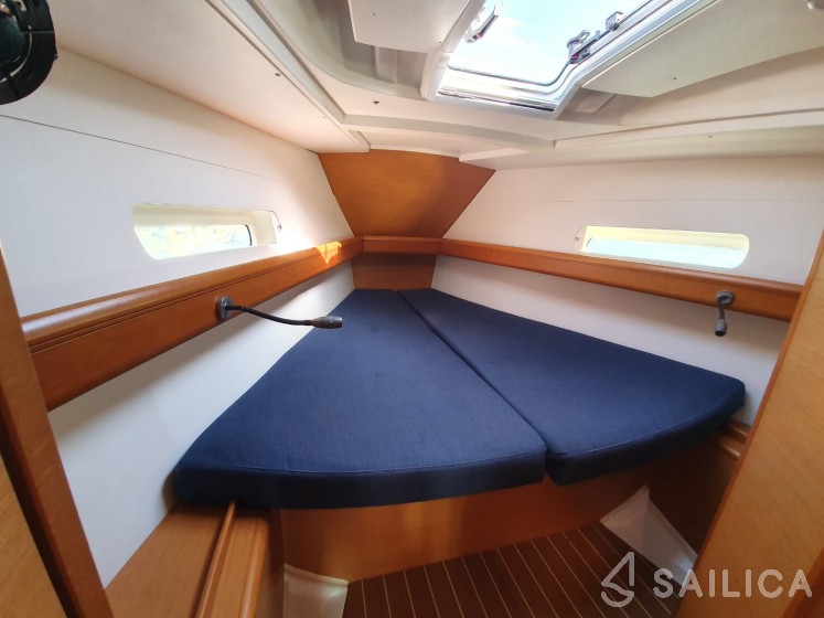 Sun Odyssey 409 - Yacht Charter Sailica