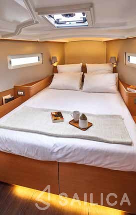 Sun Odyssey 440 - Yacht Charter Sailica