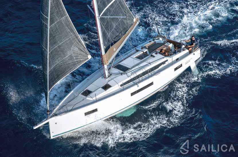 Sun Odyssey 440 - Yacht Charter Sailica