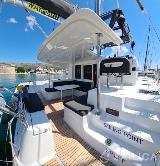 Lagoon 40 - Yacht Charter Sailica
