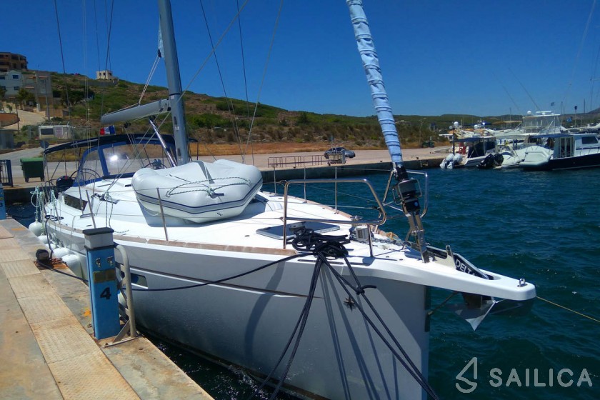 Sun Odyssey 519 - Yacht Charter Sailica
