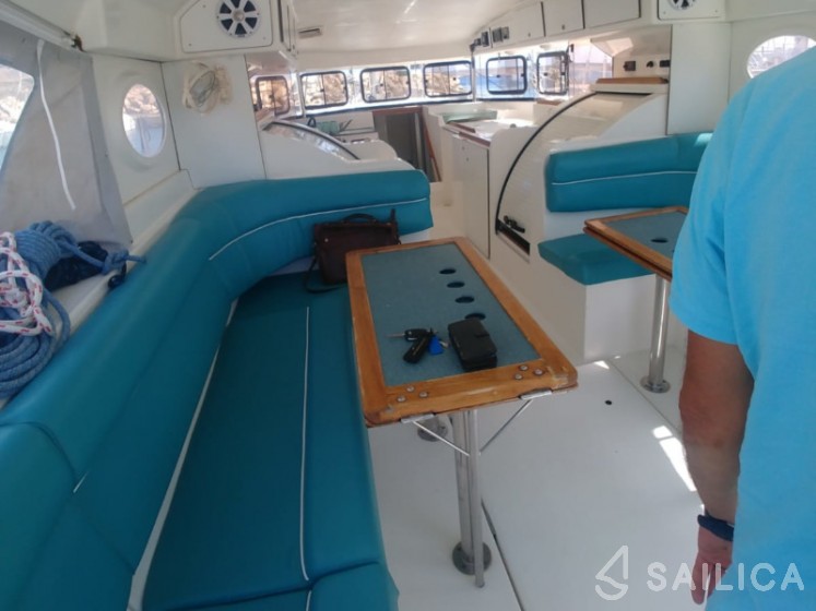Atoll 6 - Yacht Charter Sailica