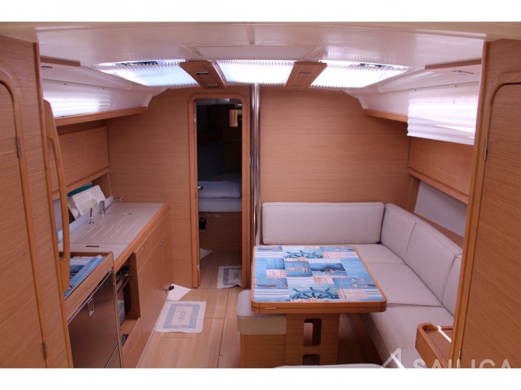 Dufour 390 Grand Large - Yacht Charter Sailica