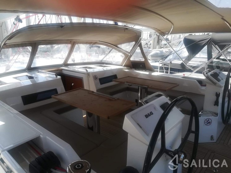 Bavaria C50 - Yacht Charter Sailica