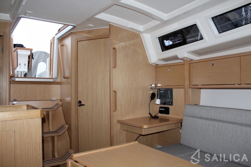 Bavaria 34 Cruiser - Yacht Charter Sailica