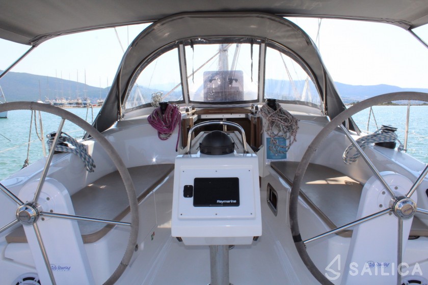 Bavaria 34 Cruiser - Yacht Charter Sailica