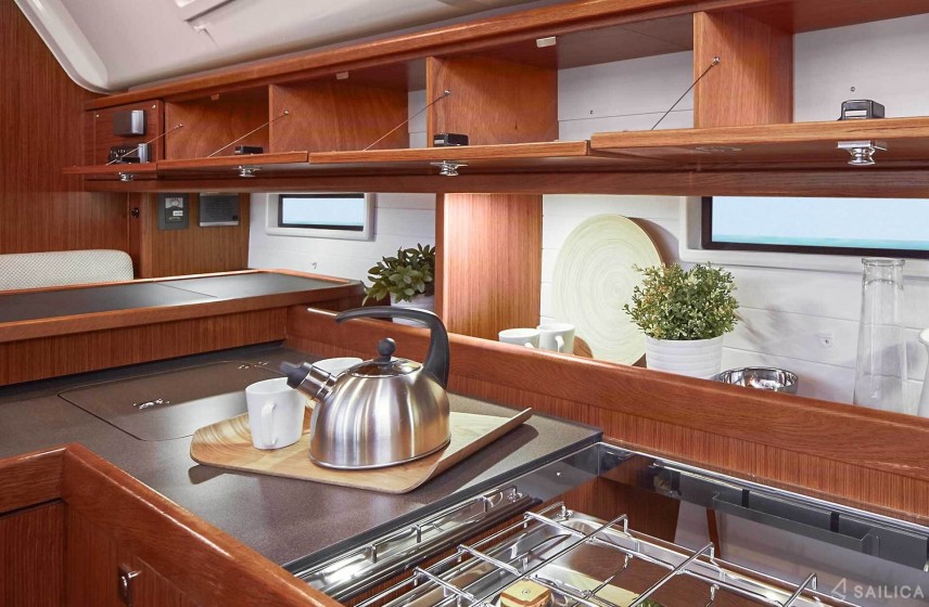 Bavaria 51 Cruiser - Yacht Charter Sailica