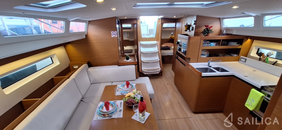 Sun Odyssey 490 - Yacht Charter Sailica
