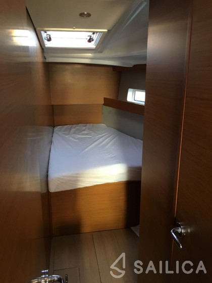 Sun Odyssey 490 - Yacht Charter Sailica