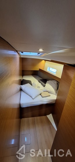 Sun Odyssey 490 - Yacht Charter Sailica
