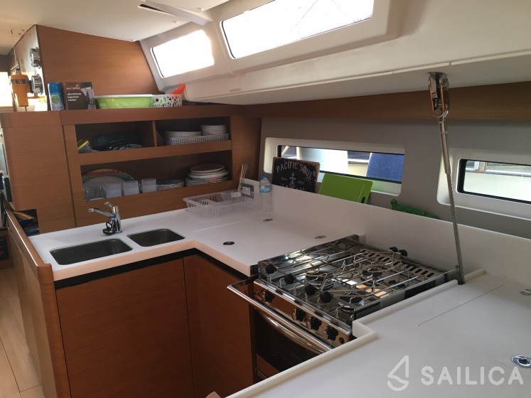Sun Odyssey 490 - Yacht Charter Sailica