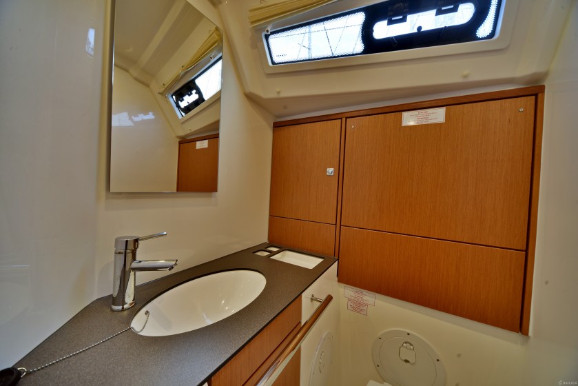 Bavaria 46 Cruiser - Yacht Charter Sailica