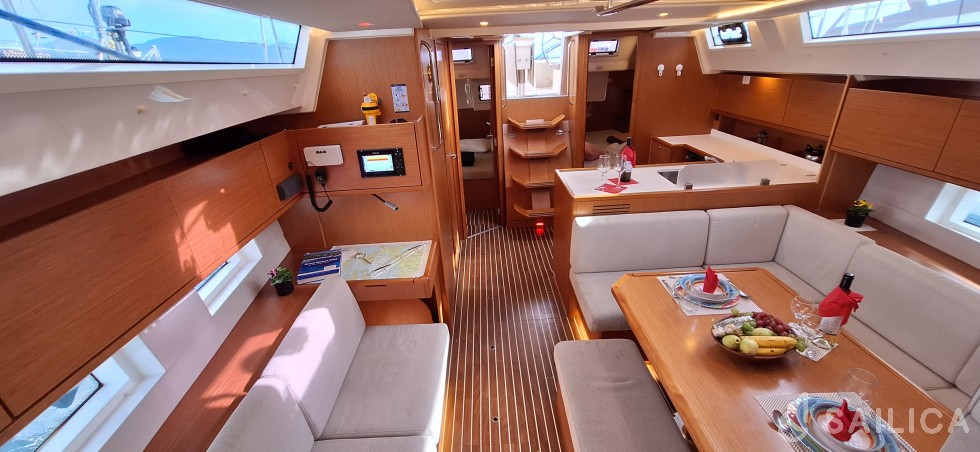 Bavaria C45 - Yacht Charter Sailica