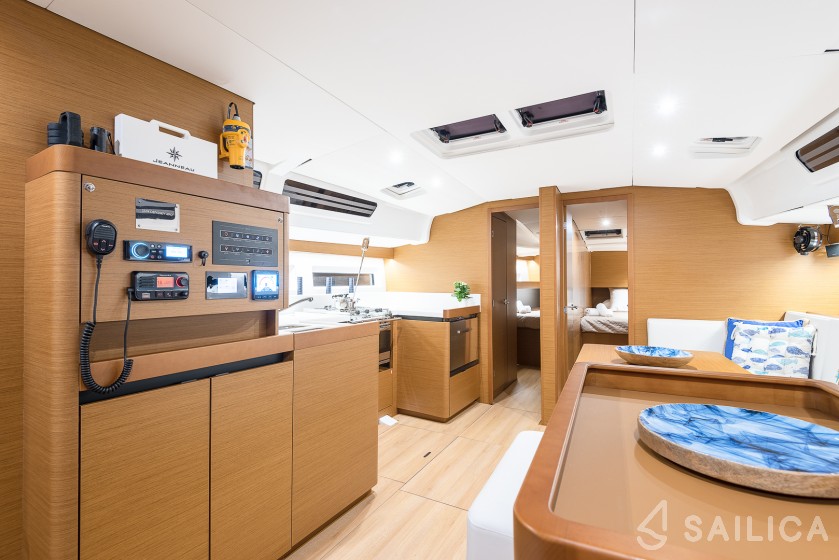 Sun Odyssey 490 - Yacht Charter Sailica