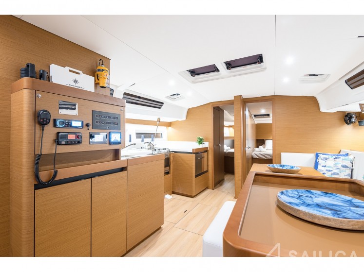 Sun Odyssey 490 - Yacht Charter Sailica