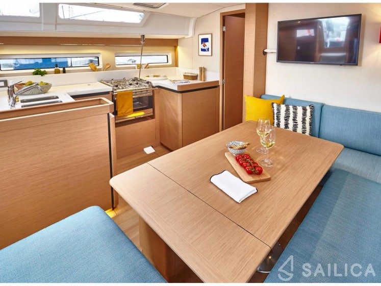 Sun Odyssey 490 - Yacht Charter Sailica
