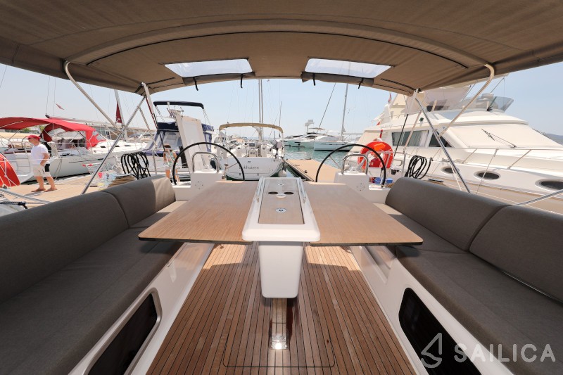 Dufour 460 - Yacht Charter Sailica