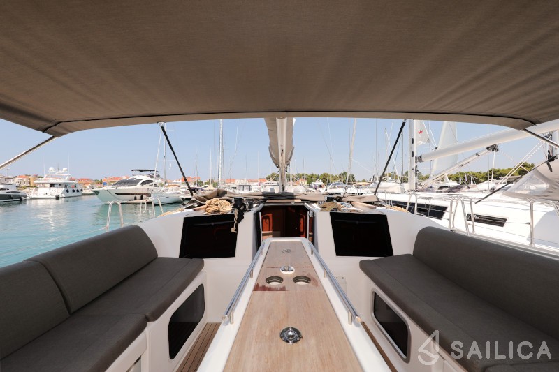 Dufour 460 - Yacht Charter Sailica