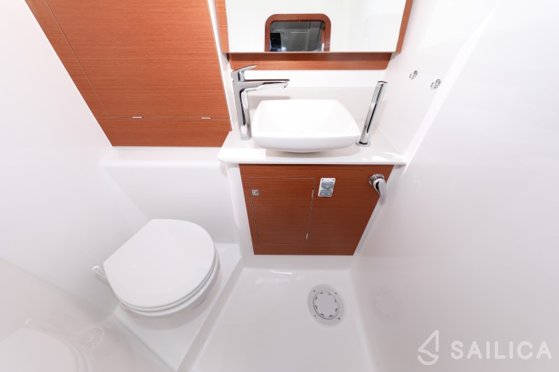 Dufour 460 - Yacht Charter Sailica