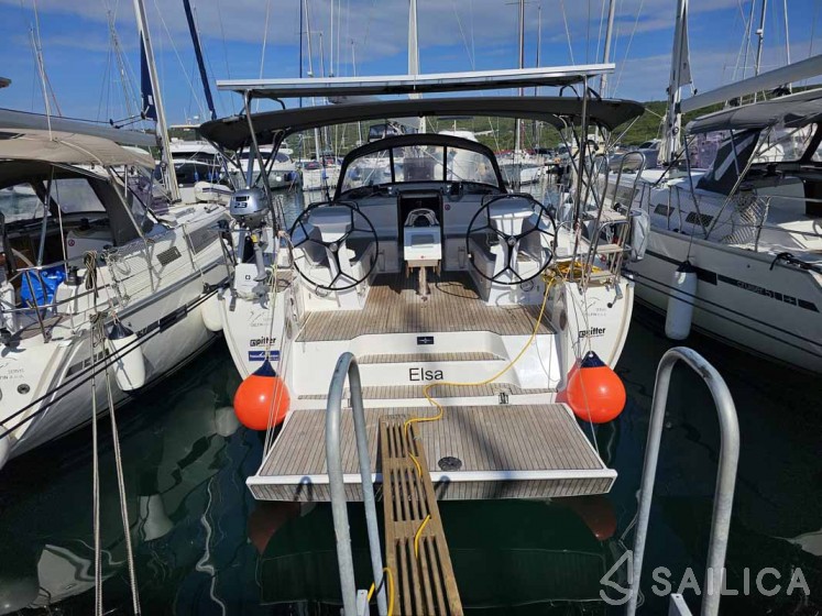 Bavaria 46 Cruiser - Yacht Charter Sailica