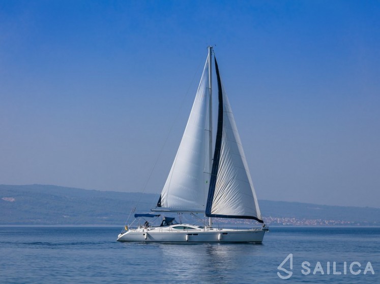 Sun Odyssey 54DS - Yacht Charter Sailica