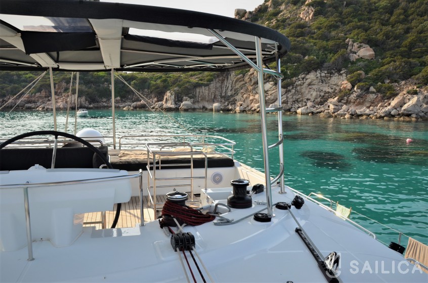 Lagoon 560 S2 - Yacht Charter Sailica