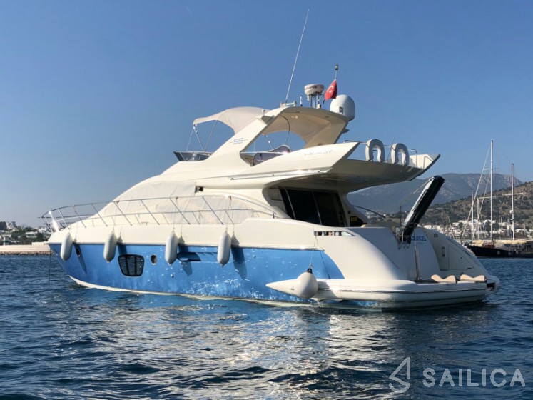 Azimut 55 - Yacht Charter Sailica