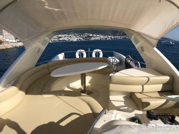 Azimut 55 - Yacht Charter Sailica