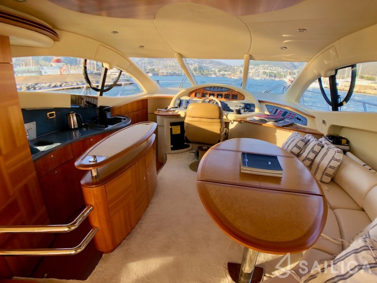 Azimut 55 - Yacht Charter Sailica
