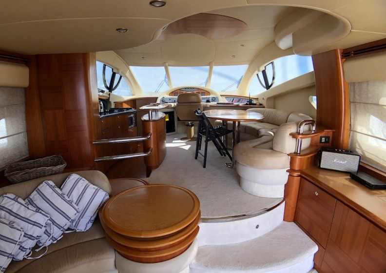 Azimut 55 - Yacht Charter Sailica