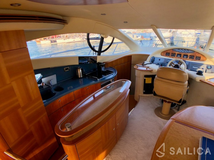 Azimut 55 - Yacht Charter Sailica