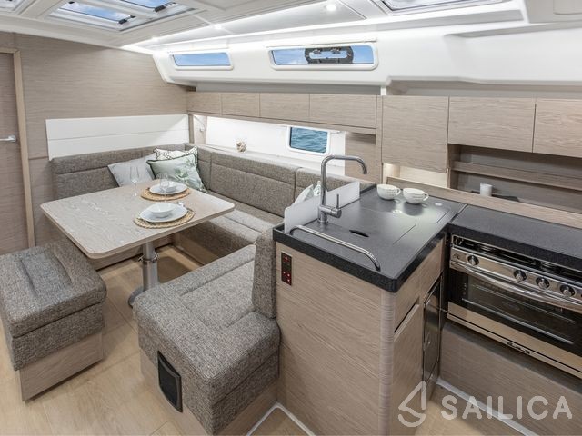 Hanse 458 - Yacht Charter Sailica
