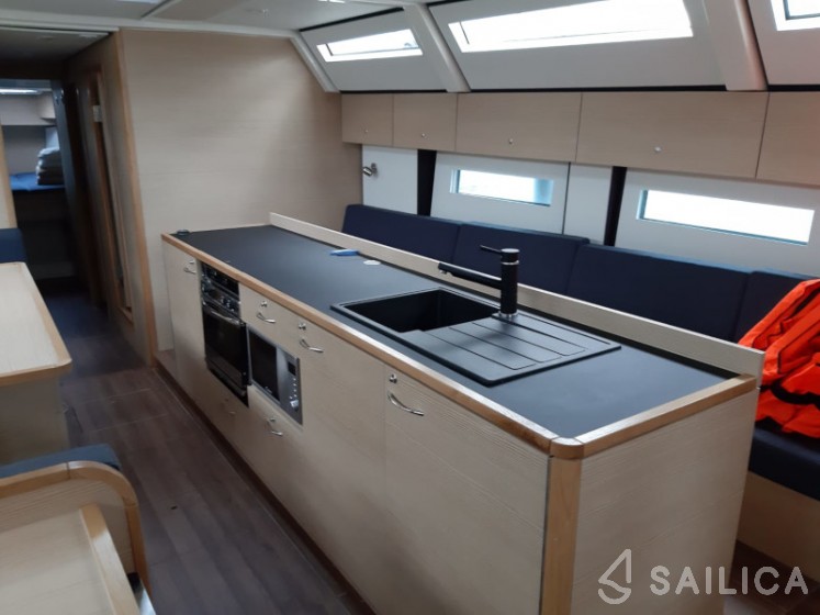 D&D Kufner 50 - Yacht Charter Sailica