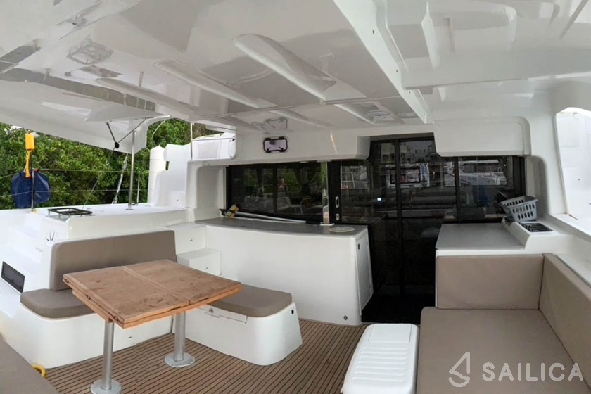 Lagoon 46  - Yacht Charter Sailica