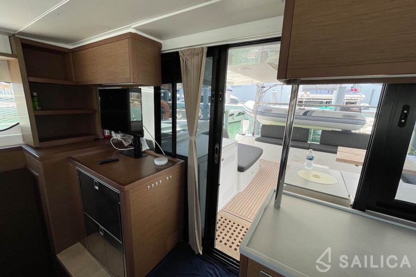 Lagoon 46  - Yacht Charter Sailica