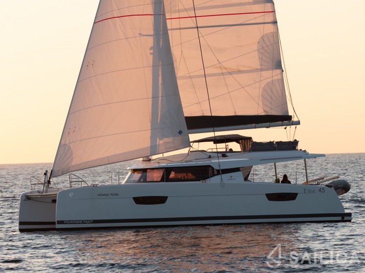 Elba 45 - Yacht Charter Sailica