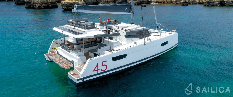 Elba 45 - Yacht Charter Sailica