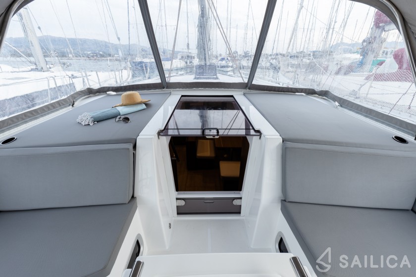 Oceanis 46.1 - Yacht Charter Sailica