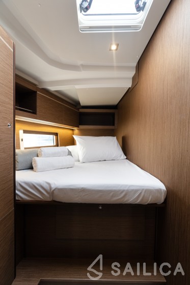 Oceanis 46.1 - Yacht Charter Sailica