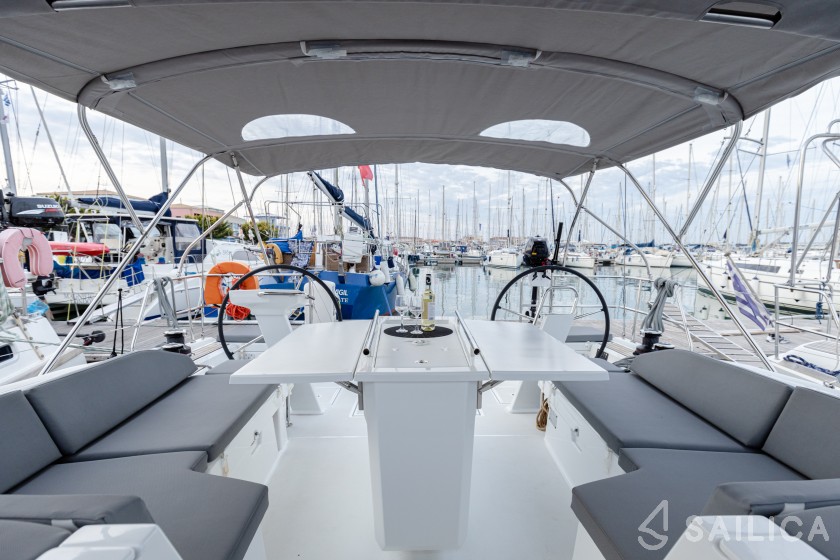Oceanis 46.1 - Yacht Charter Sailica