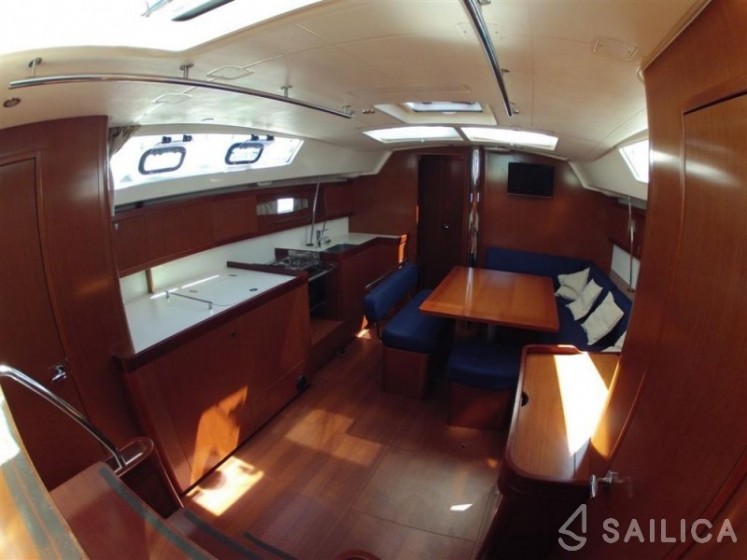 Oceanis 46 - Yacht Charter Sailica