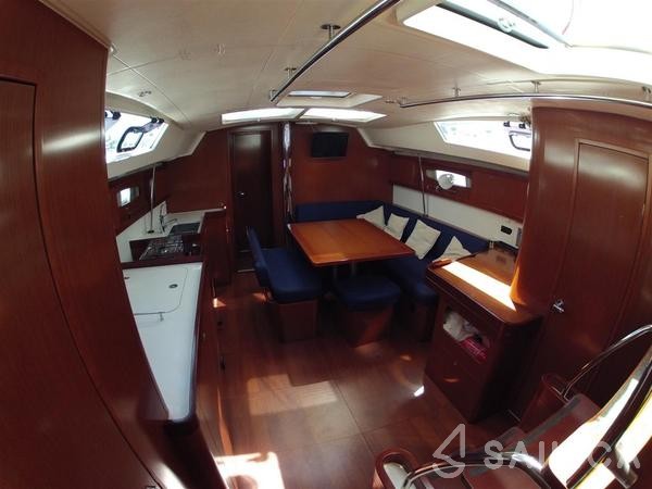 Oceanis 46 - Yacht Charter Sailica