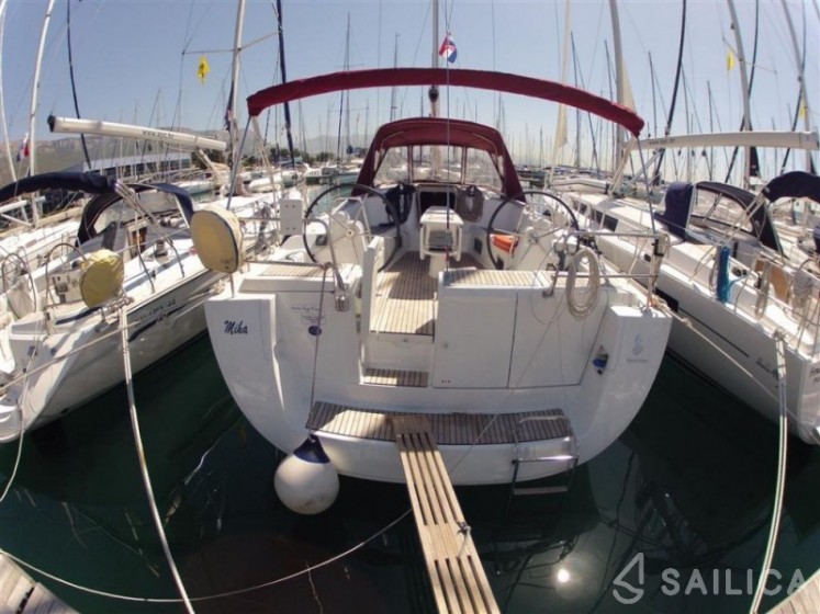 Oceanis 46 - Yacht Charter Sailica
