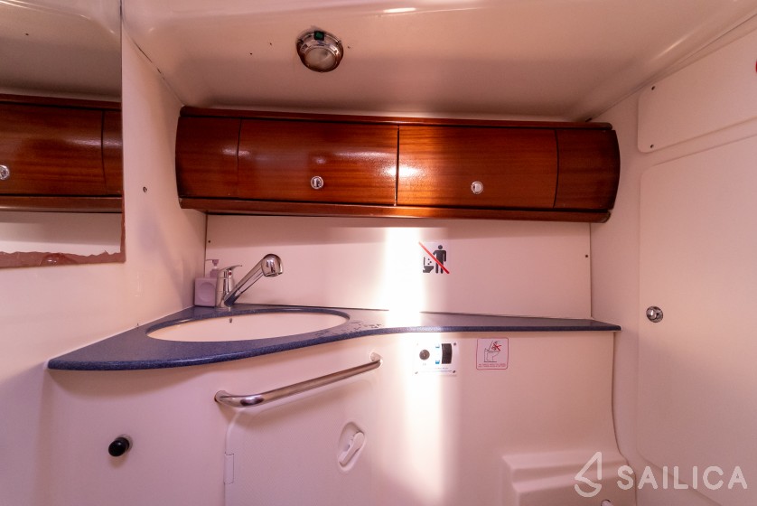 Bavaria 44 - Yacht Charter Sailica